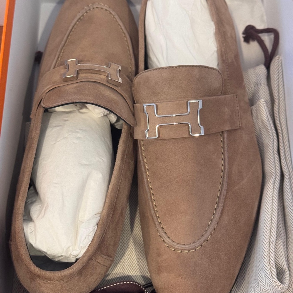 Hermès Beige Suede Loafers